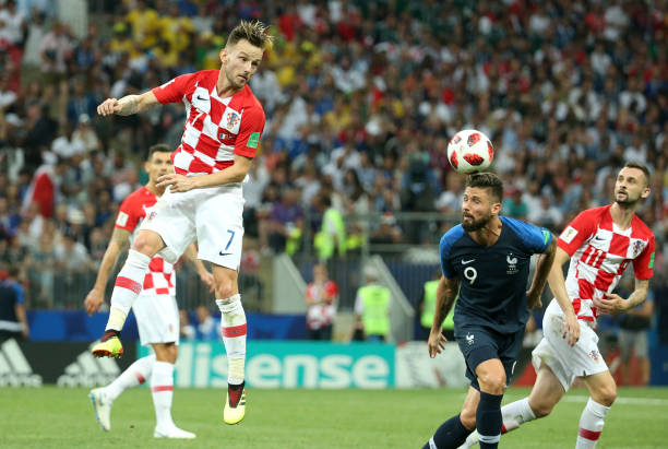 后卫犯规 后卫犯规